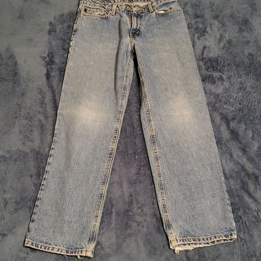 Comfortable pre-worn jeans